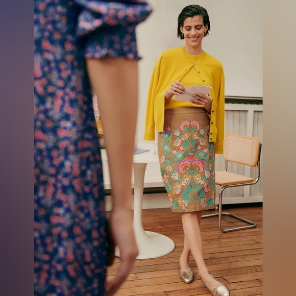 Caitlin Embroidered Skirt
Camel - Picture 7 of 16